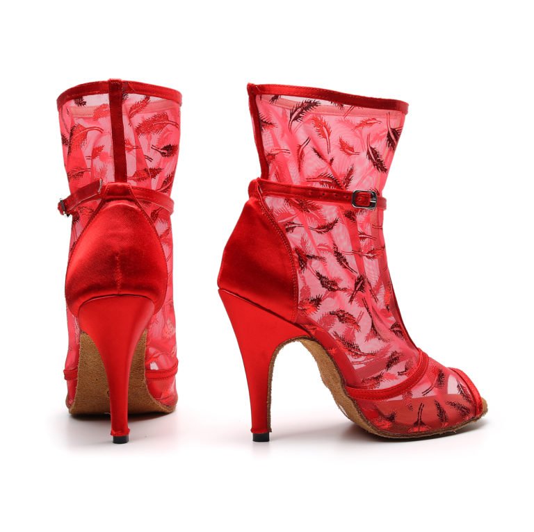 drag queen shoe store near me